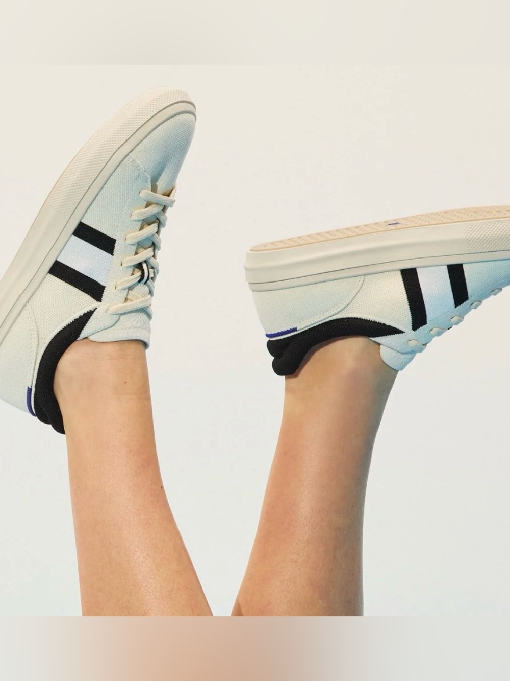 NWOT Rothy's The Women's RS02 White Canvas Sneakers with Black Trim size 7 - Picture 4 of 12